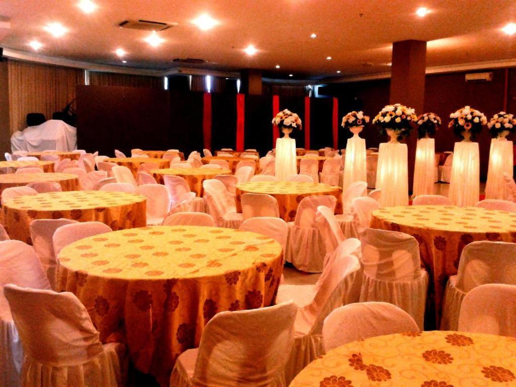 Paragon City Hotel Ipoh Eksteriør billede